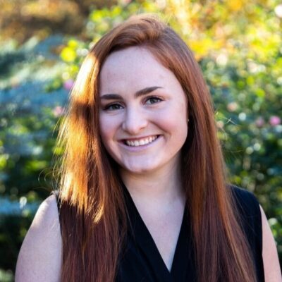 Katy Warren Headshot